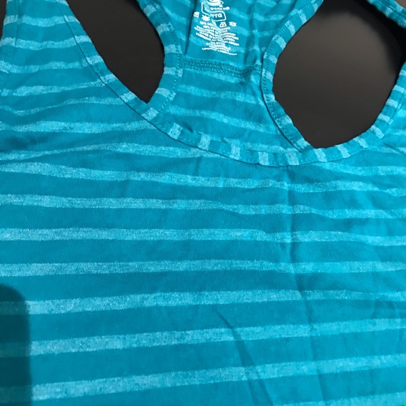 3/$15 Tank top - Picture 3 of 3